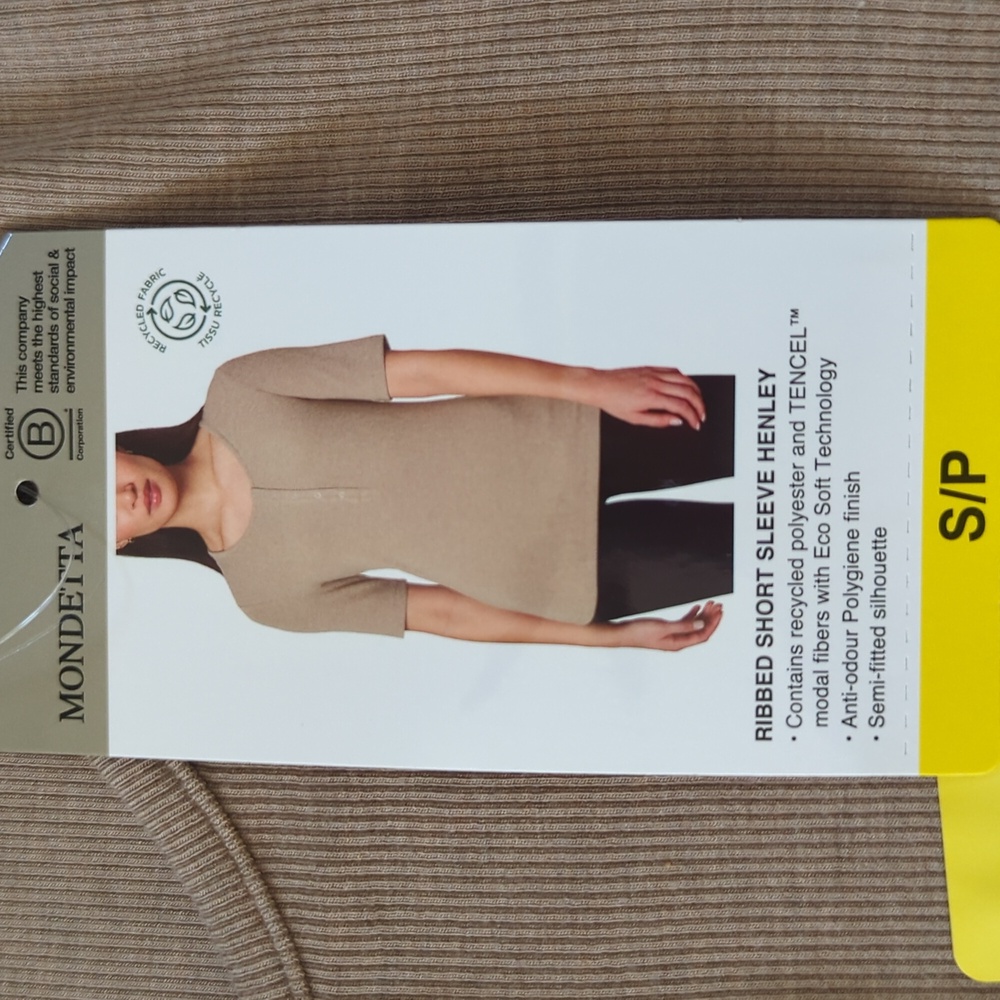S: Mondetta Ribbed Short sleeve Henley 1/4 down button Tencel Tshirt